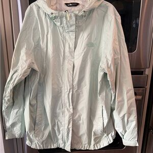 The North Face Women’s Hooded Shell Jacket in Light Mint size XXL